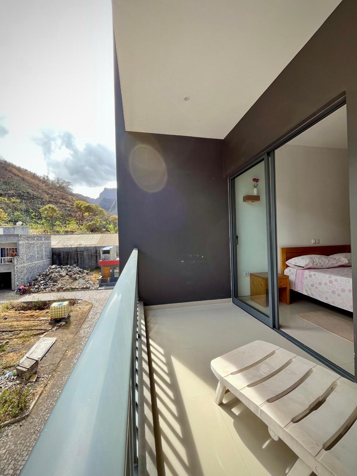 Luz D'Sol - Residencial Familiar Hotel Pombas Exterior photo